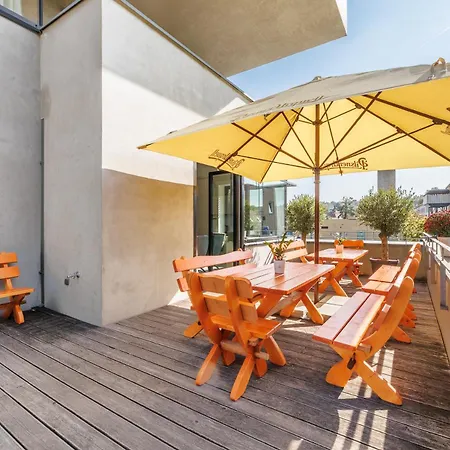 Apartment Airport - Premium With Private Jacuzzi